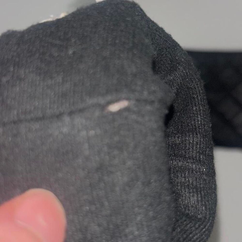 Michael-Kors Women's Black Quilted Leather Gloves - Picture 5 of 8